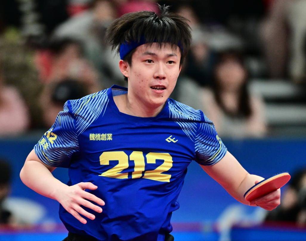 锦标赛巅峰对决！岭南火狐队火力全开皖江青龙队，击剑赛场再起波澜；精神属性拉满的简单介绍