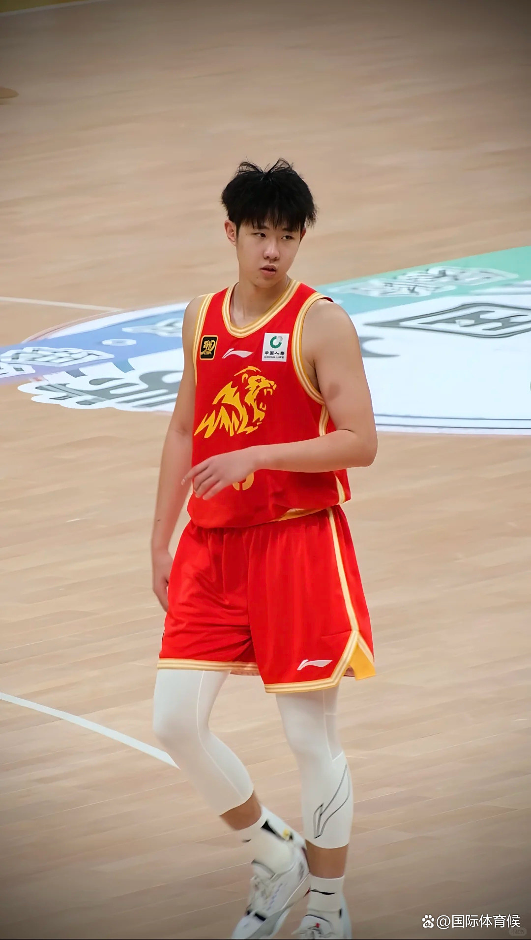 广东宏远发布备战花絮;冲刺阶段门线救险;法国杯任务艰巨;团队化学反应显著的简单介绍 广东宏远发布备战花絮;冲刺阶段门线救险;法国杯任务艰巨;团队化学反应显著的简单介绍