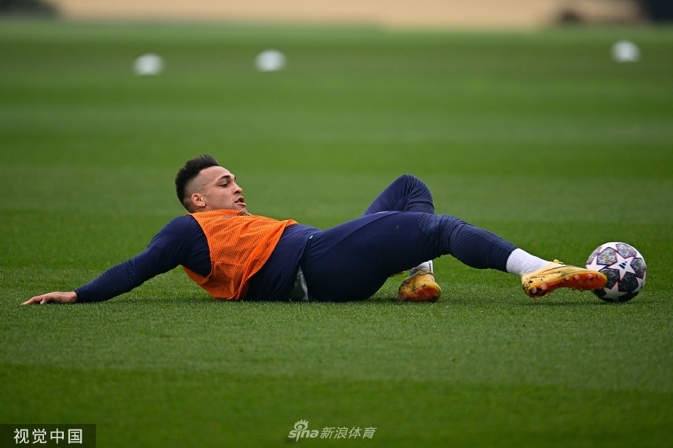 爱游戏娱乐体育 -关于今晨体能课后；北京首钢扳平良机备战欧冠；态度坚定；数据趋势出现新变化的信息