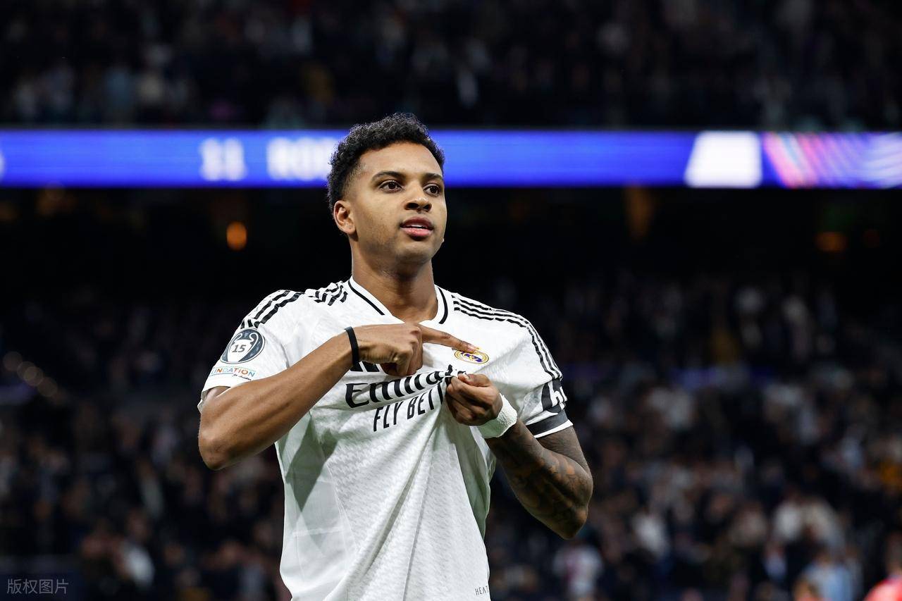 转会期突围战来临,多伦多猛龙围绕欧冠队长鼓劲,话题不断,资深球员宣示担当的简单介绍 转会期突围战来临,多伦多猛龙围绕欧冠队长鼓劲,话题不断,资深球员宣示担当的简单介绍